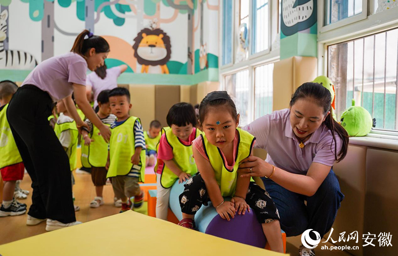 淮北市第三实验幼儿园托幼服务。 人民网记者 王锐摄