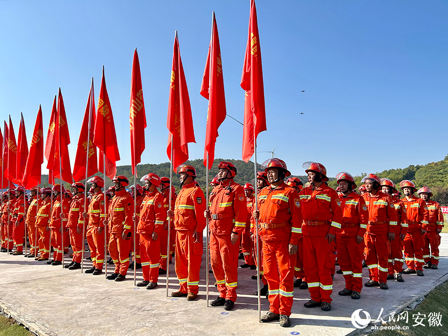 参赛队伍。人民网记者 高飞跃摄