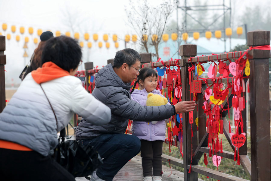 新年祈福。高鹏摄